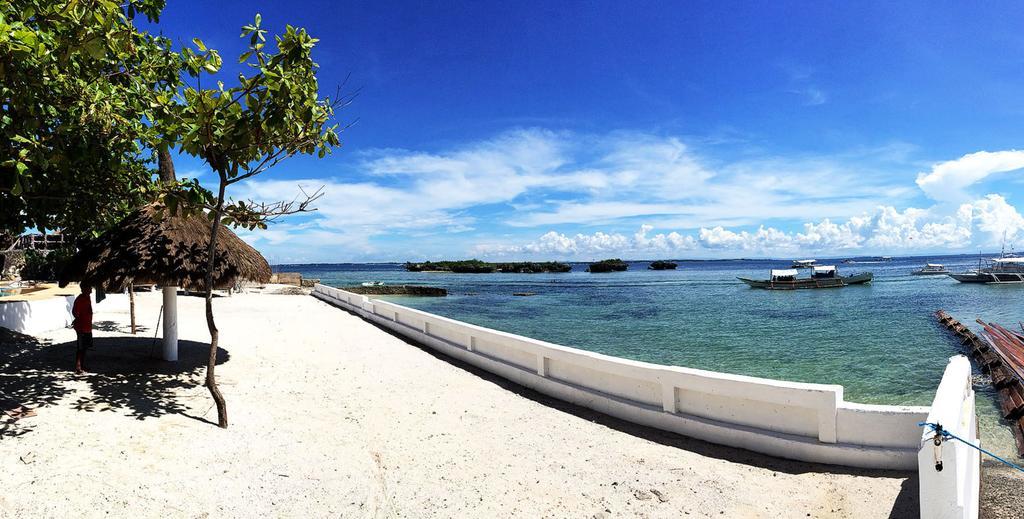 Blue Garden Resort Lapu-Lapu City Eksteriør billede