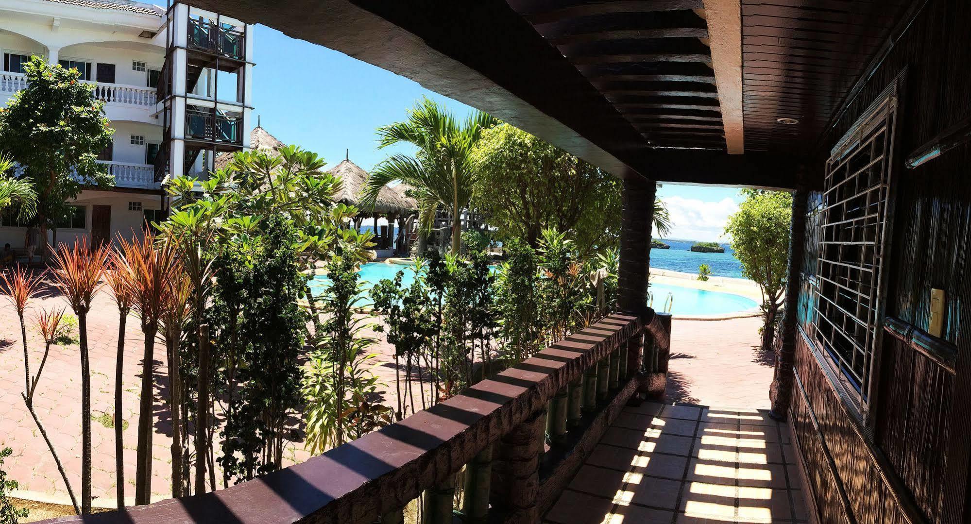 Blue Garden Resort Lapu-Lapu City Eksteriør billede